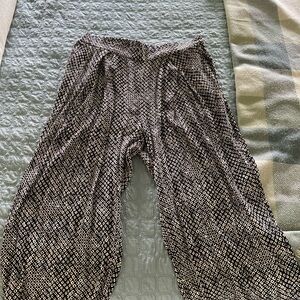 Garnet Hill Black and White Geometric Pants